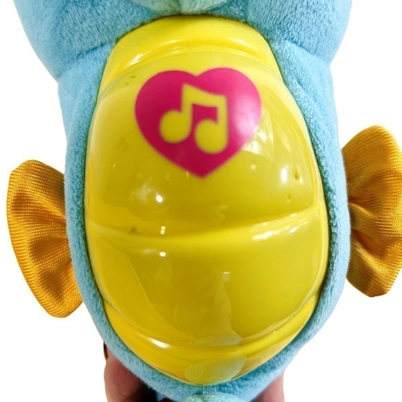 Fisher Price Soothe & Glow Seahorse Blue Plush Musical Light Up Toy - Picture 4 of 6